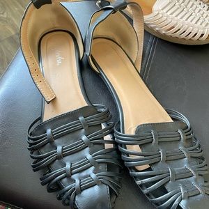 Black strappy Sandler size 8